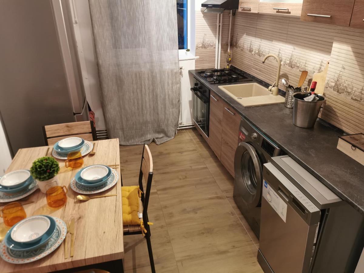 Apartament Downtown Appartement Cluj-Napoca Buitenkant foto